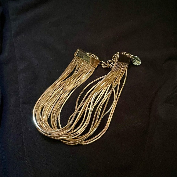 Express Gold Tone Bracelet 💛 - Picture 3 of 5